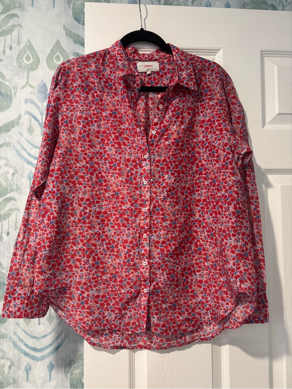 XiRENA Red Floral Button-Down Shirt with Blue Accents